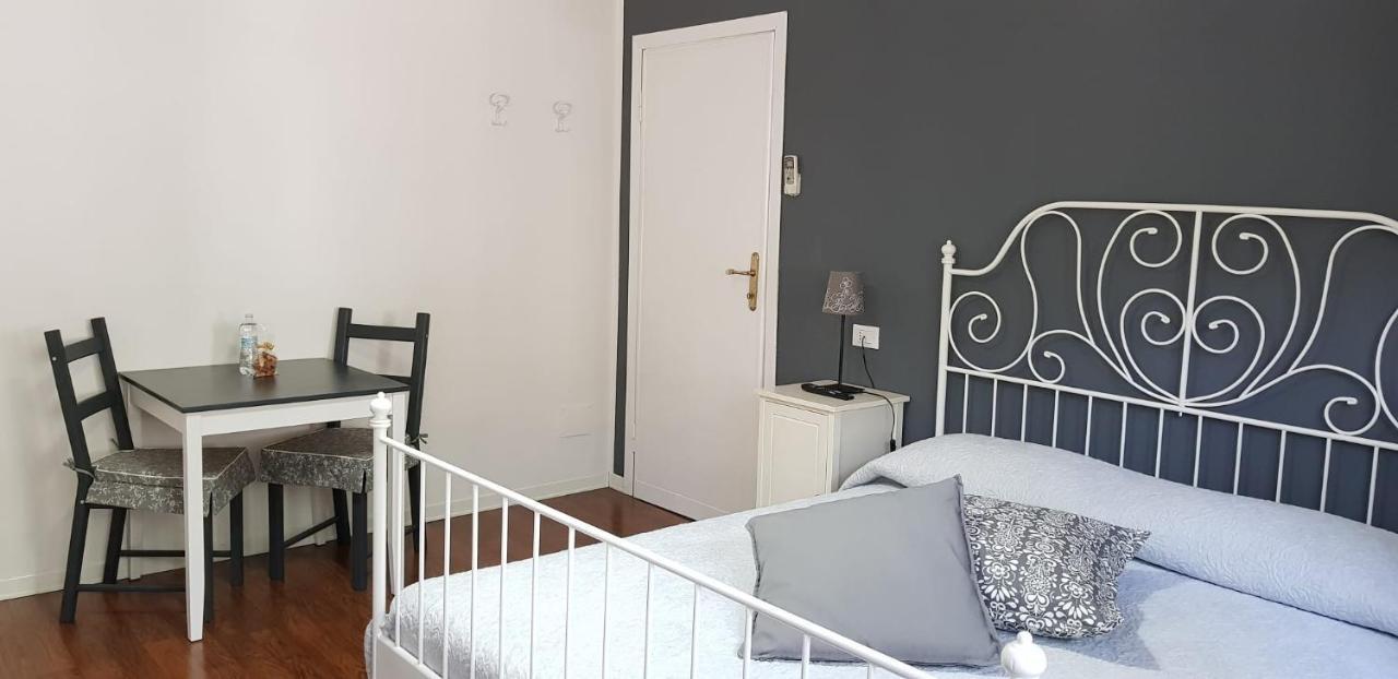 פיזה Villa Noemi Bed&Breakfast מראה חיצוני תמונה