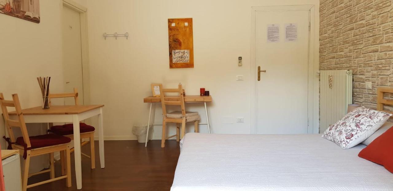 פיזה Villa Noemi Bed&Breakfast מראה חיצוני תמונה