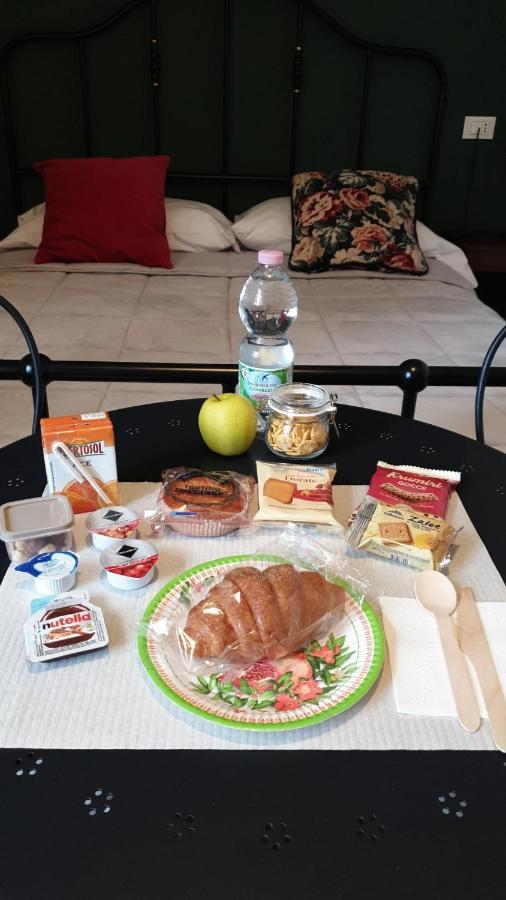 פיזה Villa Noemi Bed&Breakfast מראה חיצוני תמונה